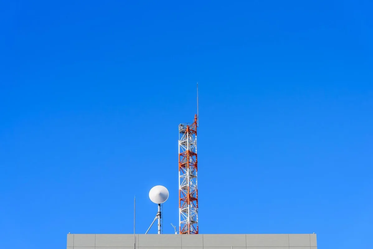 دکل مخابراتی 