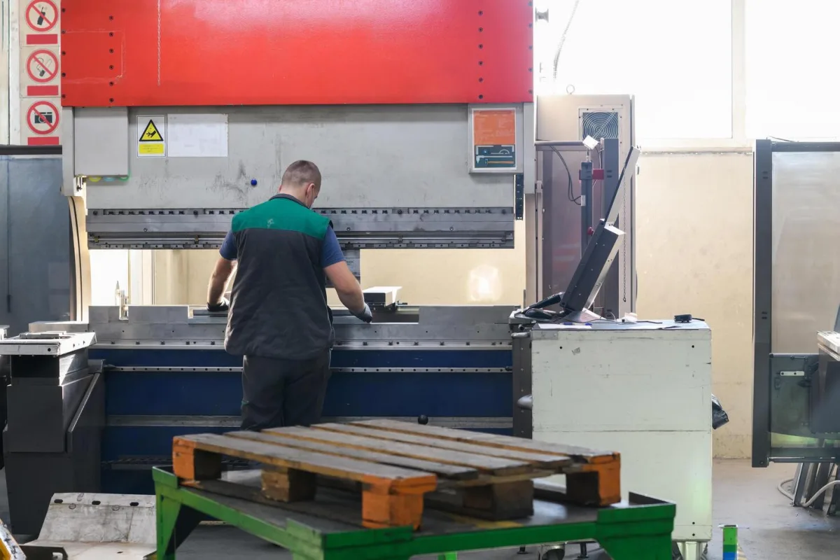 خرید و سفارش تجهیزات سازمانی